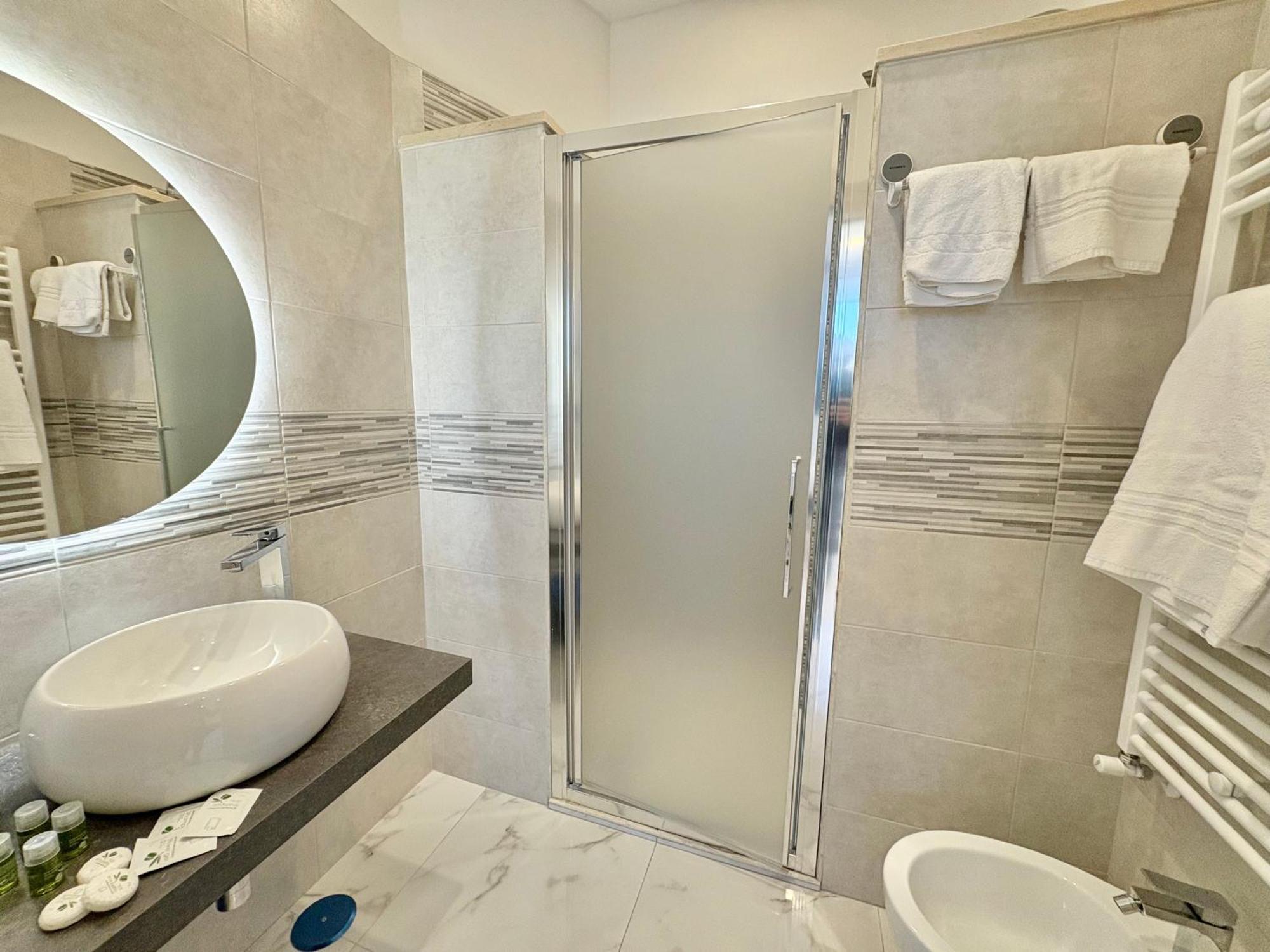 Romano'S Luxury Stay B&B บารี ภายนอก รูปภาพ